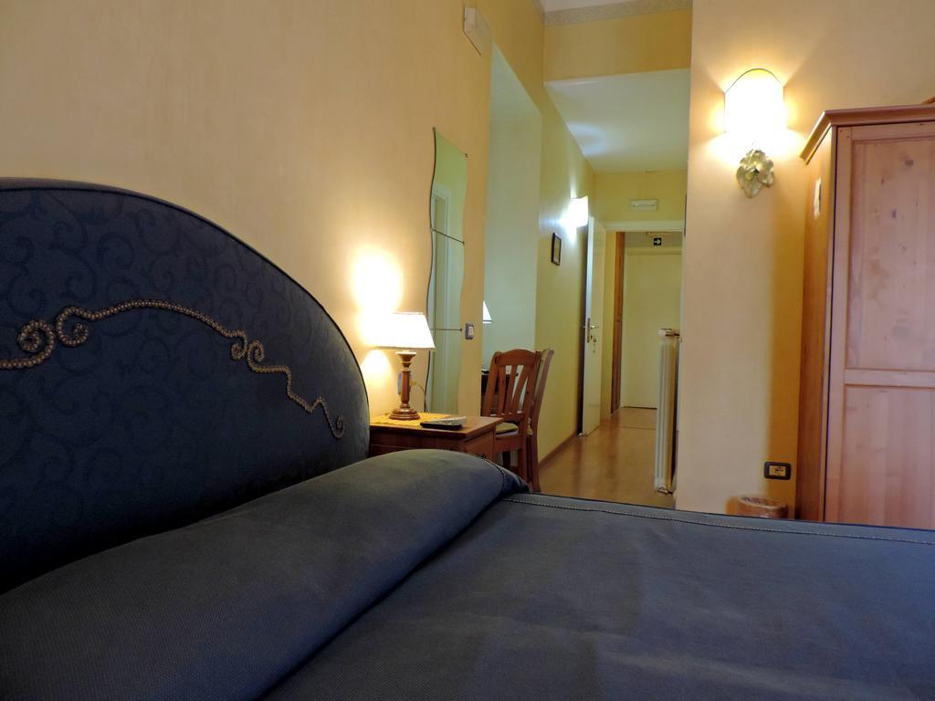 B&B Bonapace Portanolana Nápoles Habitación foto